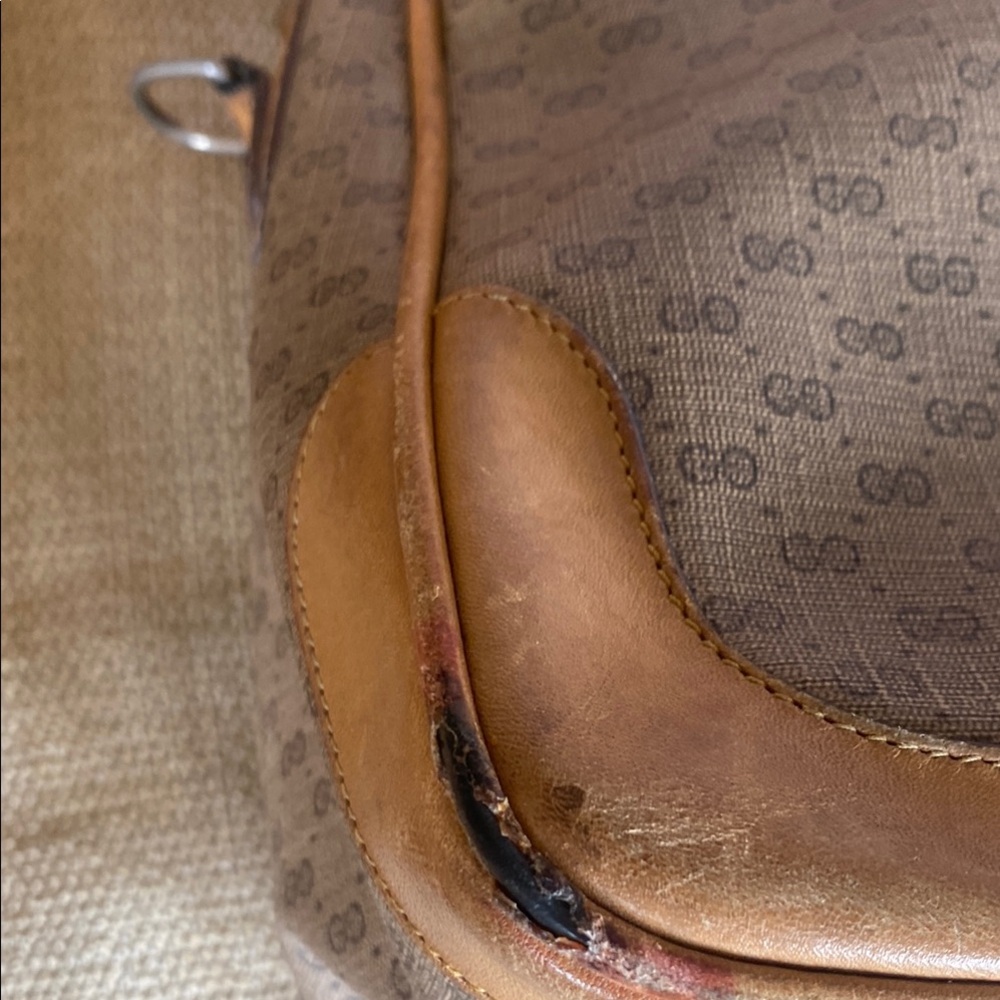Gucci Brown Shoulder Bag with Iconic Design - Picture 7 of 16
